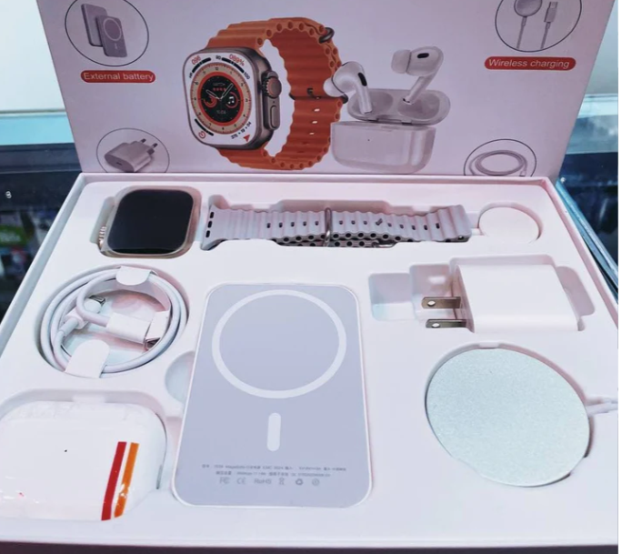 SMARTWATCH ULTRA 8 EN 1